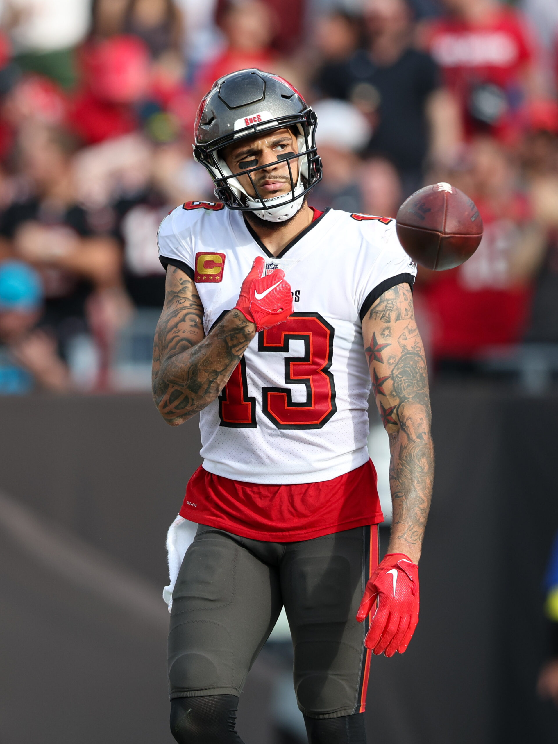 Mike Evans will return for the 2026 Season