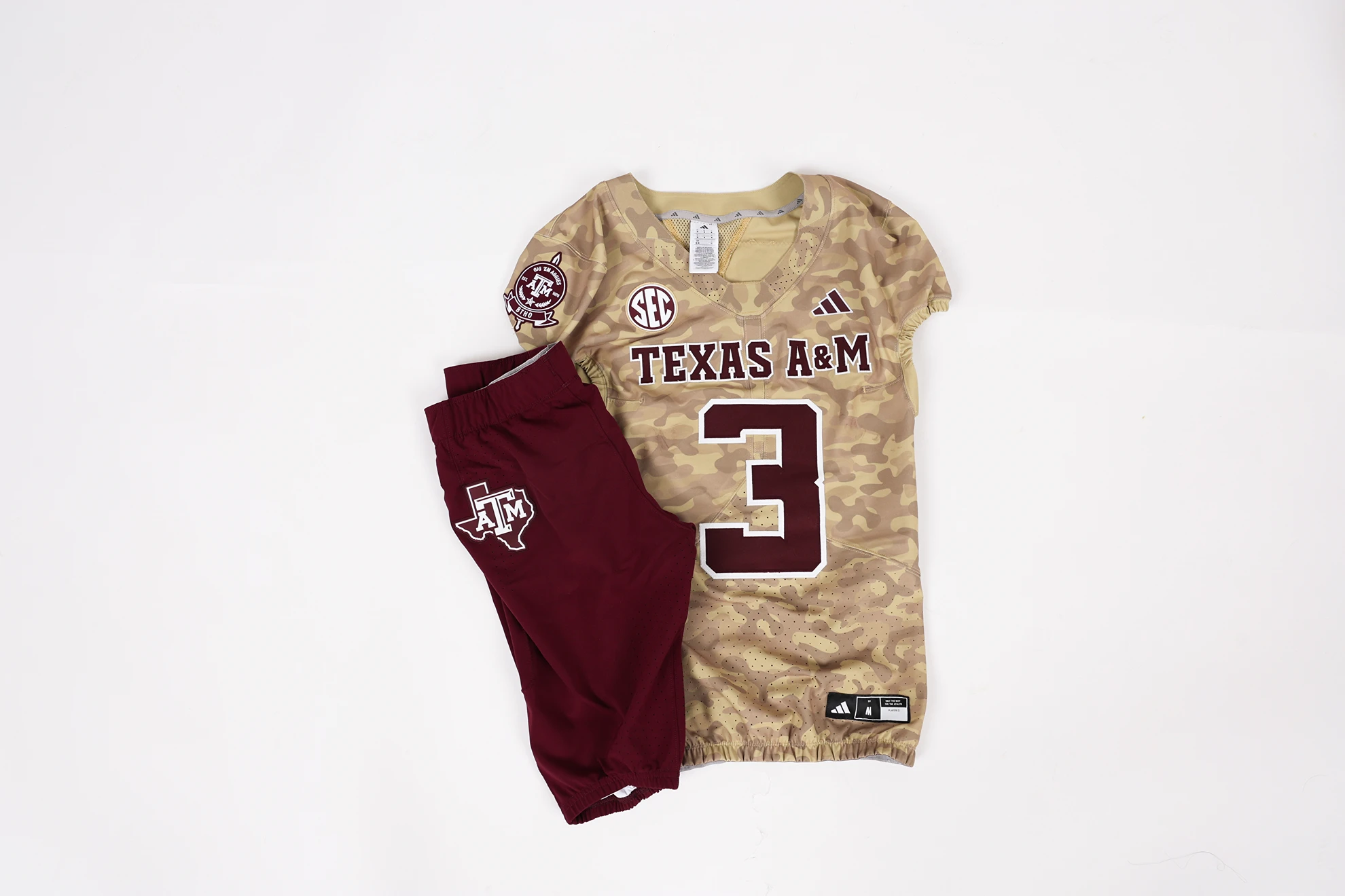 Texas A&M Unveils Camo Uniforms for 2026 Season