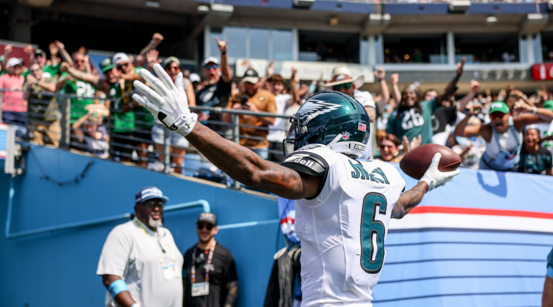 Eagles evade scare, leave Tennessee with hard-fought win