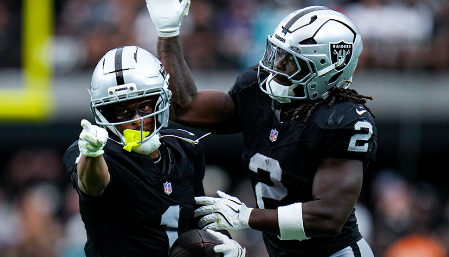 Jeanty leads Raiders to victory over hapless Dolphins