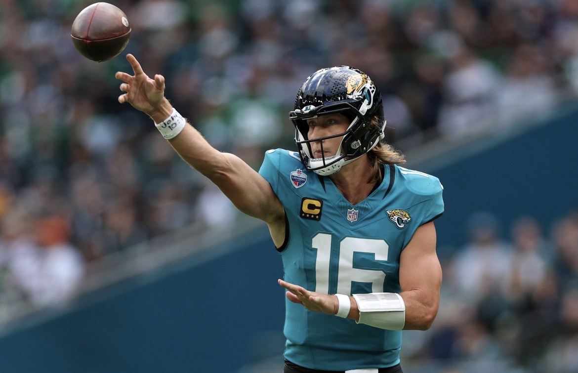 Last-second heroics see Jaguars edge out Eagles