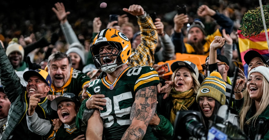 Packers leap to victory at Lambeau over Panthers